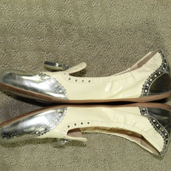 Prada Women's Size 9 / 40.5 Off White Silver Elastic Opening Flats - Picture 5 of 8